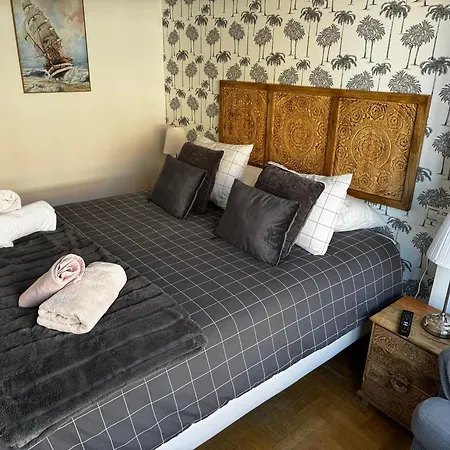 El Rincon Del Reloj * Llanes